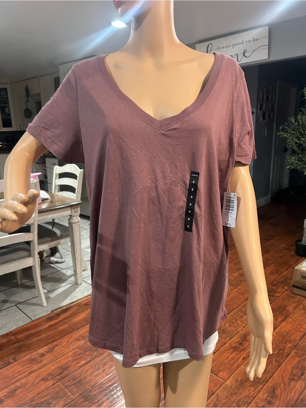 Torrid size 0 Women's V-Neck Short Sleeve Top in Dusty Mauve